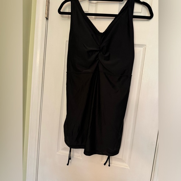 UV Skins SPF 50 tank - Picture 1 of 3